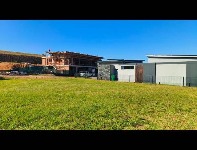 607M² VACANT LAND FOR SALE IN SIBAYA PRECINCT